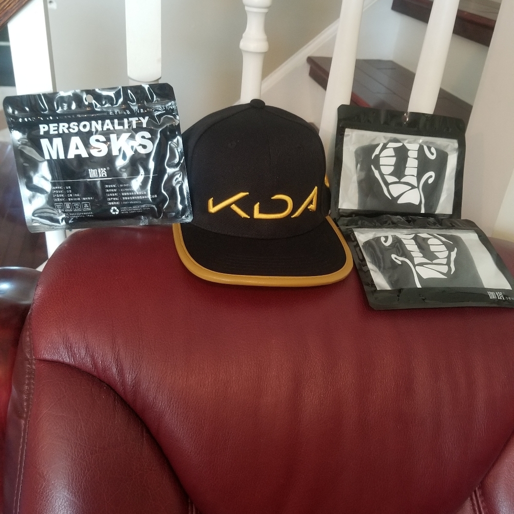 KDA Hat and Mask